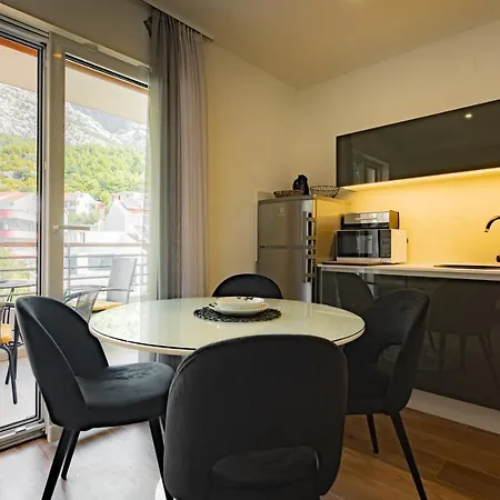 Apartment Benzon *